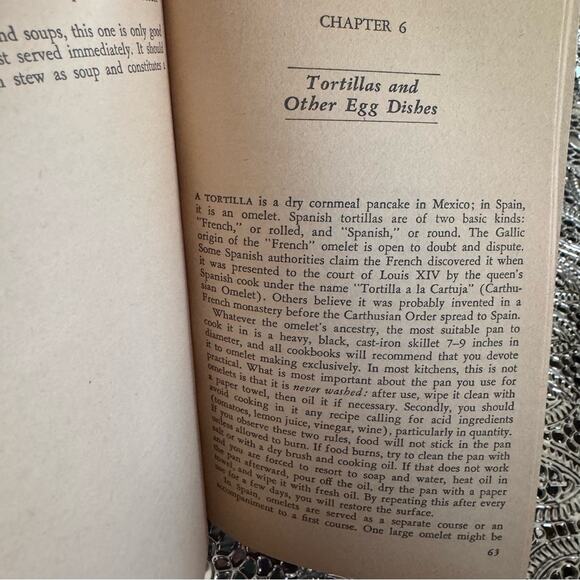 Vintage 60's THE SPANISH COOKBOOK By Barbara Norman - Paperback Cookbook 1966 - Picture 8 of 8